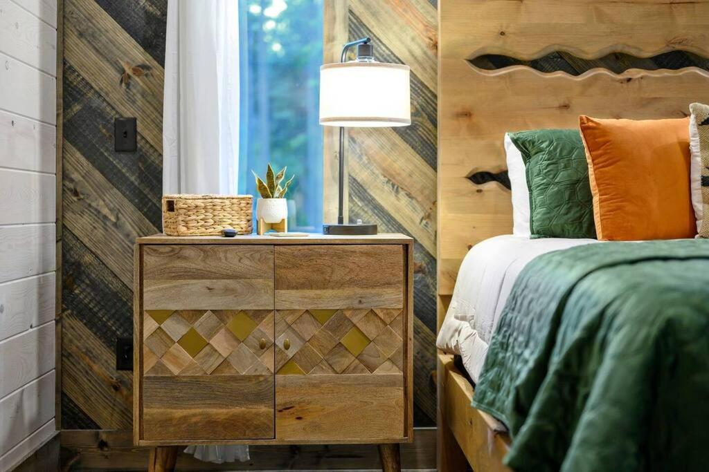 Ember Skye Cabin - 2 Bdr & Bunk Nook/2.5 Bath Broken Bow Exterior photo